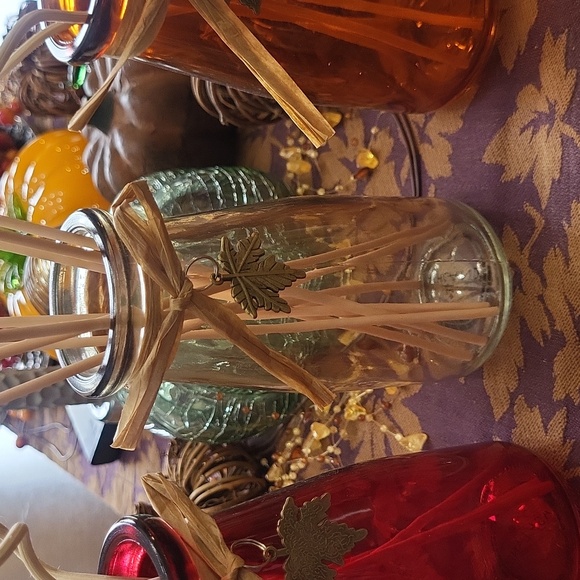 Aromatherapy Oil Diffuser Home Decor Luxury Home Oil Diffuser Buyer's Choice - Picture 6 of 11